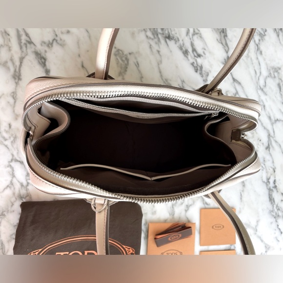 TOD’S Nuovo Miky Bauletto Piccolo Bag - Picture 7 of 10
